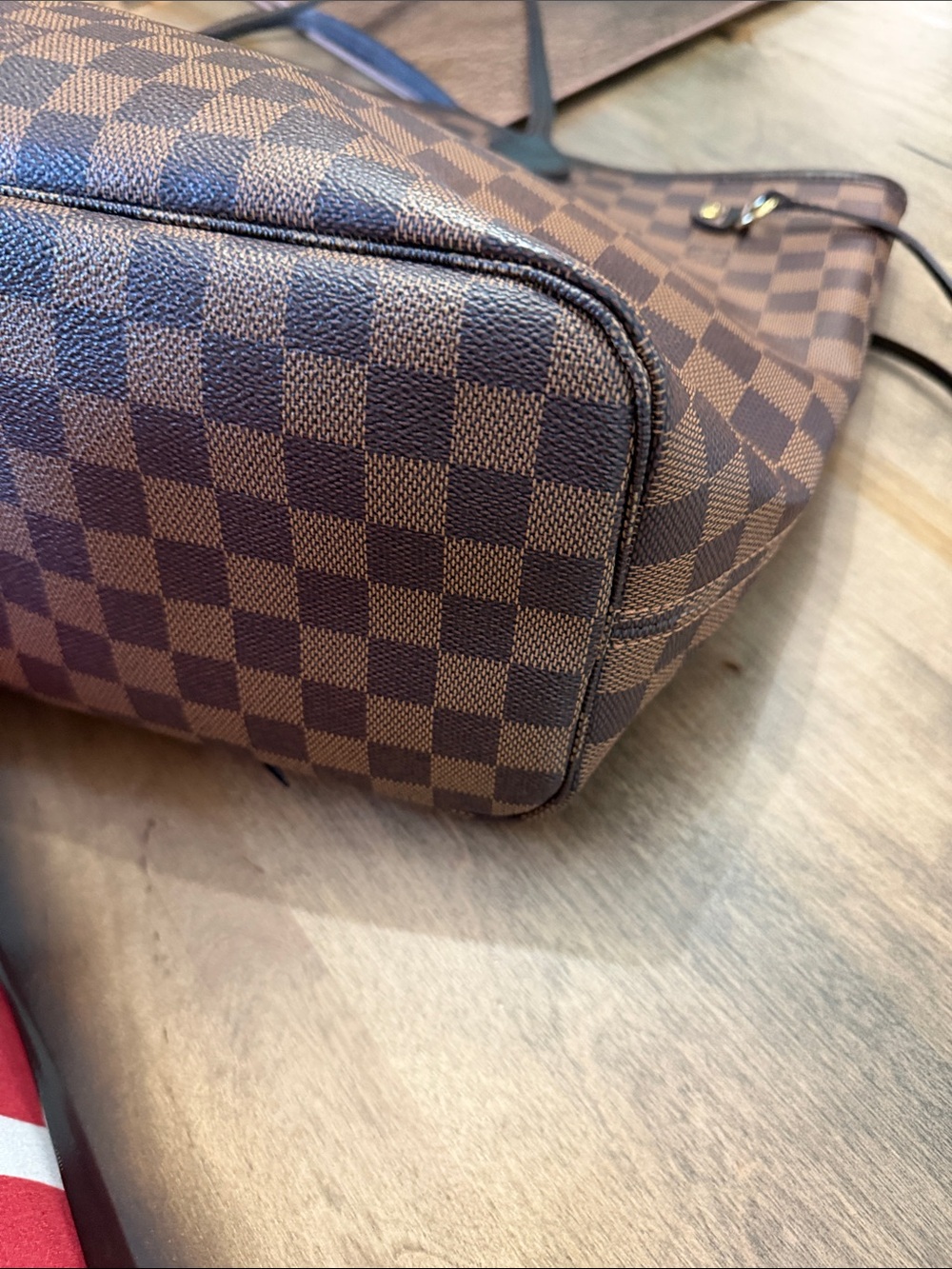 Authentic LOUIS VUITTON Neverfull MM size in Damier Ebene - Picture 12 of 16